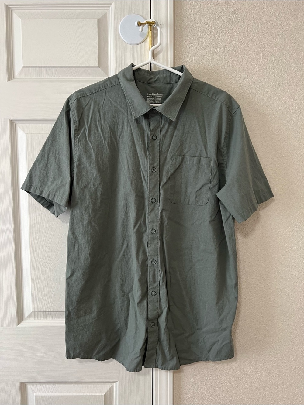 Fresh Clean Threads XL Tall Gray Green Short Sleeve Button Front Shirt